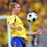 Полузащитник Кристиан Вильхельмсон не поможет своей сборной Швеции на Евро-2008 по причине травмы