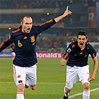 Адрес Иньеста и Давид Вилья (Испания), авторы голов в ворота Чили на чемпионате мира