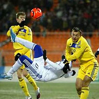 Артем Милевский (Динамо Киев) в матче Лиги Европы с БАТЭ